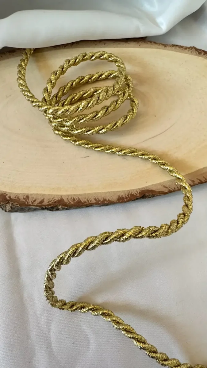 Cordão Versalhes — Lurex Dourado 5mm